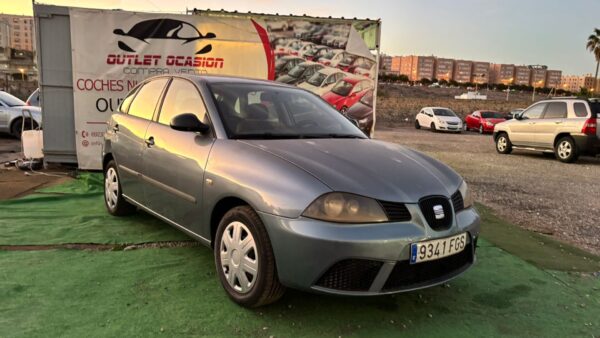 SEAT Ibiza III 1.4 i 16V 86 cv - Imagen 2