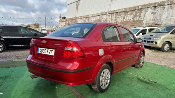 CHEVROLET Aveo 1.4 i 94cv - Imagen 6