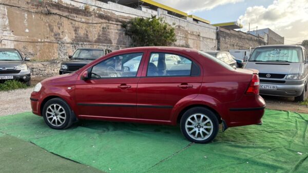 CHEVROLET Aveo 1.4 i 94cv - Imagen 4