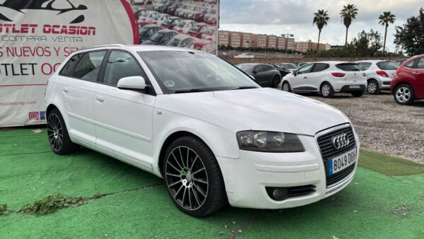 AUDI A3 (8P1) 2.0 TDi 16V 140cv - Imagen 2