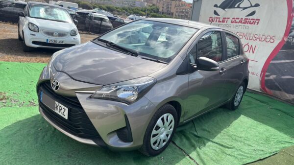 TOYOTA Yaris 1.5 VVTi 110 16V 111 cv - Imagen 2