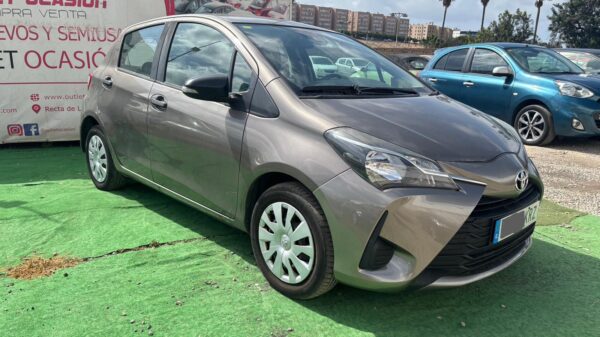 TOYOTA Yaris 1.5 VVTi 110 16V 111 cv - Imagen 3