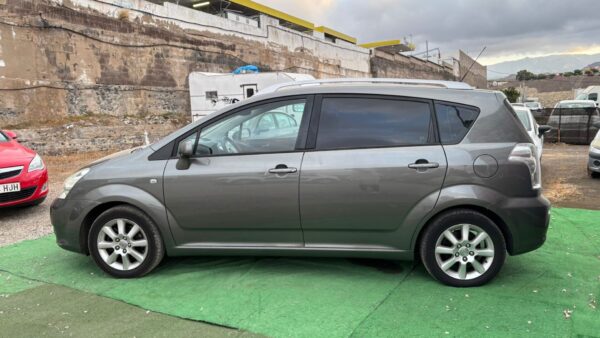 TOYOTA Corolla Verso 1.8 VVTi 129cv - Imagen 4