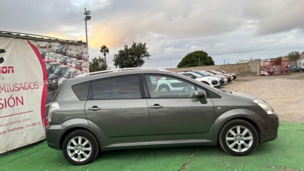 TOYOTA Corolla Verso 1.8 VVTi 129cv - Imagen 5