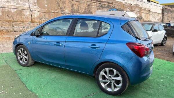 OPEL Corsa E 5 Puertas 1.4 i 16V S&S 90 cv - Imagen 5