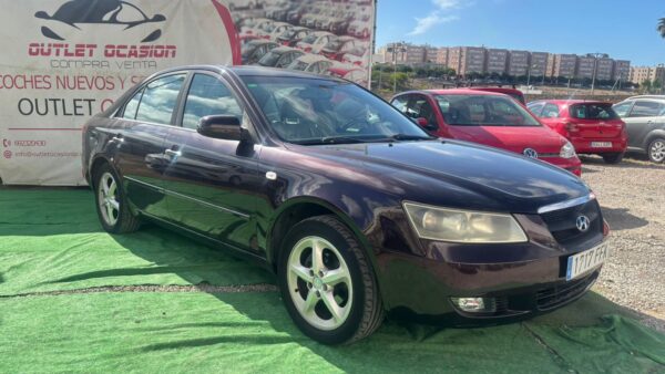 HYUNDAI Sonata 2.4 i 161cv - Imagen 2