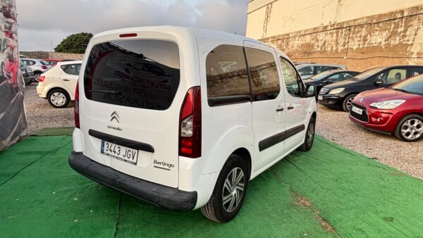 CITROËN Berlingo Familiar 1.6 HDi FAP 16V 75 cv - Imagen 6