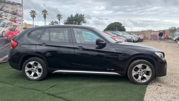 BMW X1 (E84) sDrive 18d 2.0 d 16V DPF 143 cv - Imagen 5
